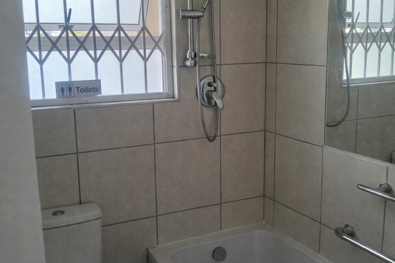To Let 2 Bedroom Property for Rent in Highbury Western Cape